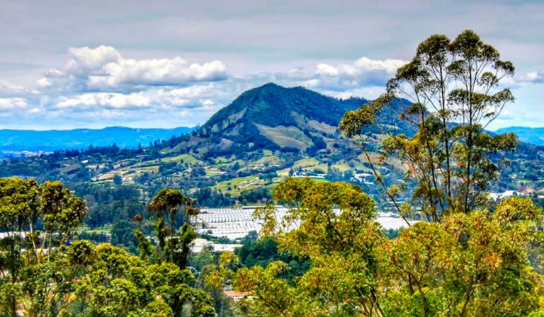 El Capiro Hill