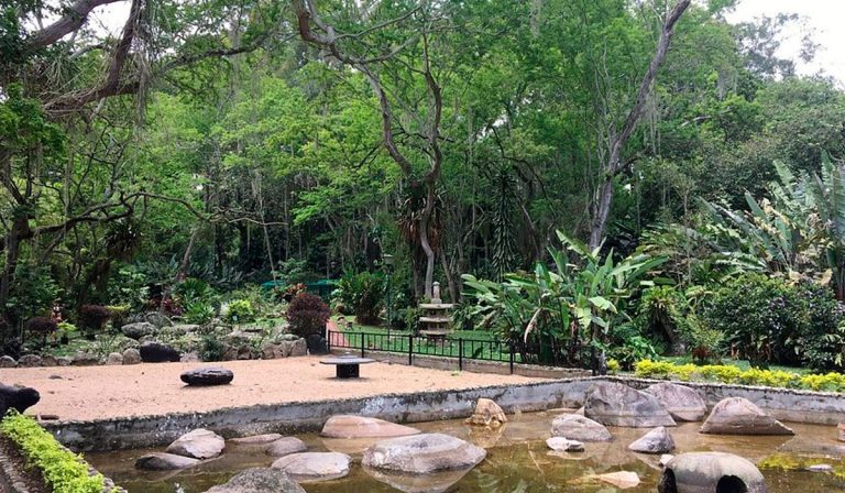 Botanical Garden and Lago Santander Ecopark
